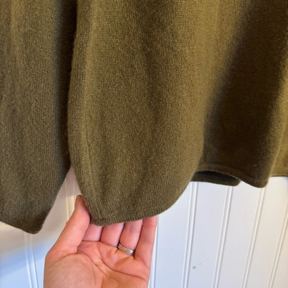 Vintage Country Shop Cashmeres Women’s 100% Pure Cashmere Green Sweater Size M - Picture 3 of 11